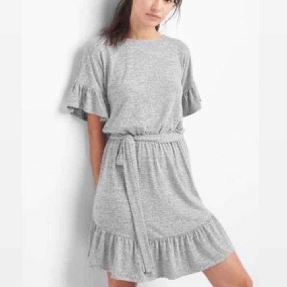 Ruffle knit dress